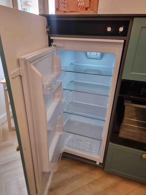 Appartement Au Coeur De La Ville 코테 외부 사진