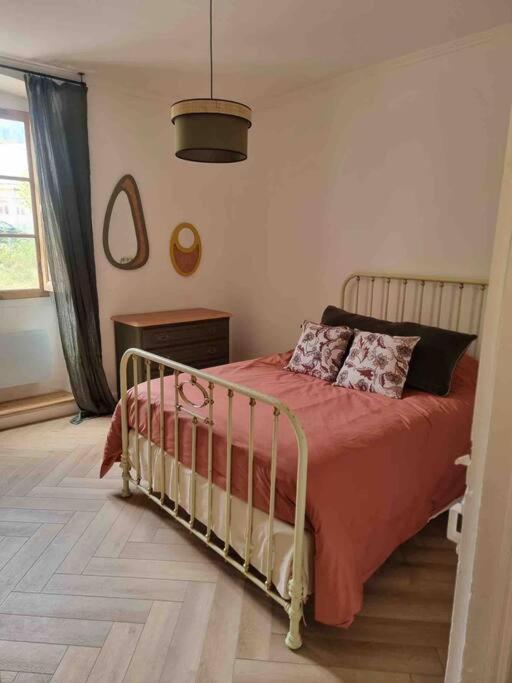 Appartement Au Coeur De La Ville 코테 외부 사진